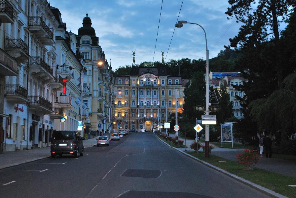 Hostel Foster Mariánské Lázně Dış mekan fotoğraf