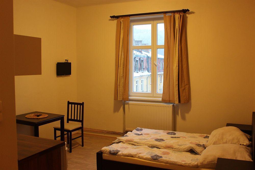 Hostel Foster Mariánské Lázně Dış mekan fotoğraf