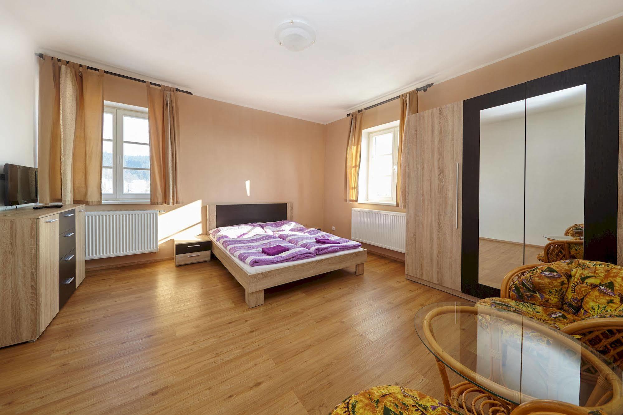 Hostel Foster Mariánské Lázně Dış mekan fotoğraf
